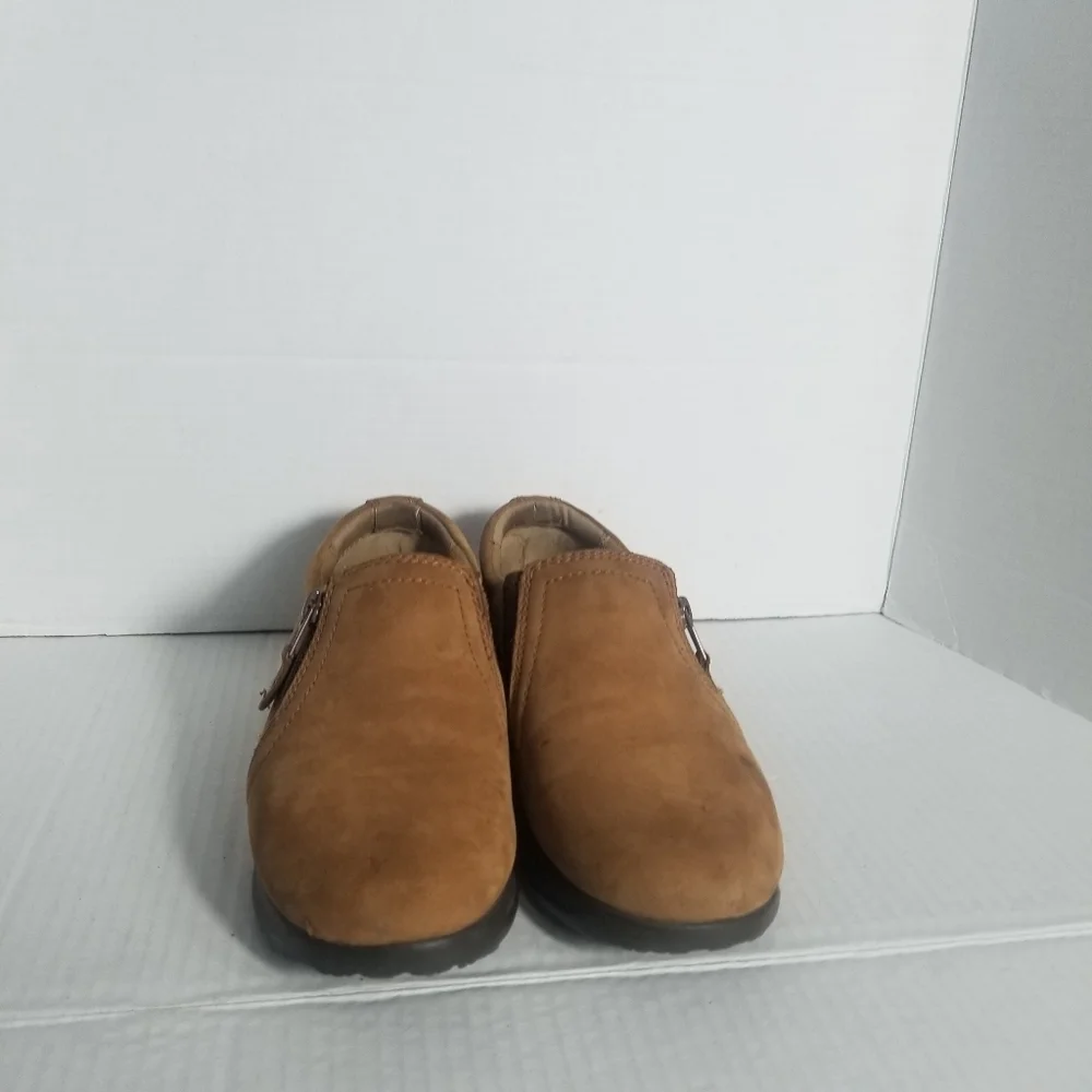 NATURALIZER WOMEN'S LEATHER LOAFERS SIZE 7